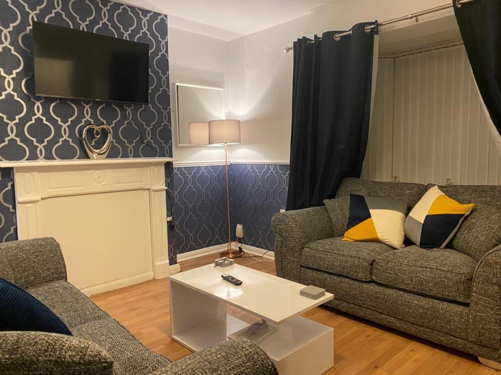 Cosy 3 Bedroom House, Free Parking & Wifi Nottingham Exterior foto