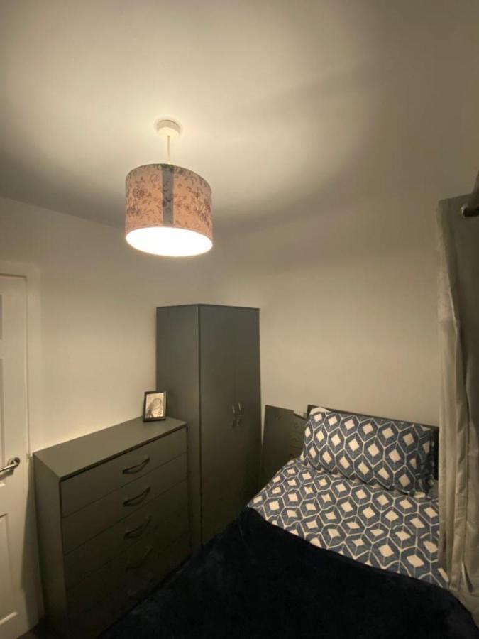 Cosy 3 Bedroom House, Free Parking & Wifi Nottingham Exterior foto